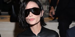 H Ντέμι Μουρ στην επίδειξη της Gucci στο Μιλάνο