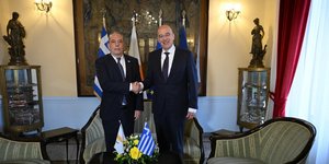 O υπουργός Εθνικής Άμυνας, Νίκος Δένδιας, με τον Κύπριο ομόλογό του, Βασίλη Πάλμα