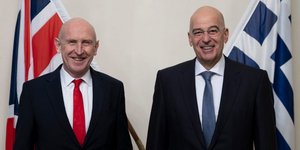 Συνάντηση Δένδια - Χίλι στο Λονδίνο για την Κύπρο