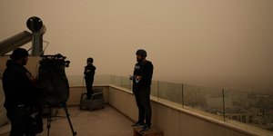 Δημοσιογράφοi