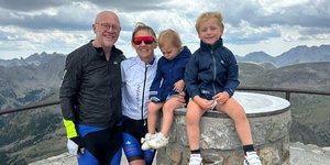 δισεκατομμυριούχος