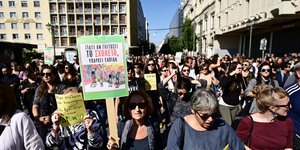 Απεργιακή συγκέντρωση της ΔΟΕ στην Αθήνα – Φωτ. αρχείου ΜΙΧΑΛΗΣ ΚΑΡΑΓΙΑΝΝΗΣ/EUROKINISSI