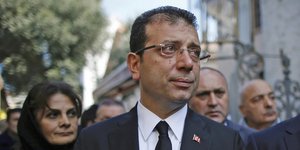 O φυλακισμένος πρώην δήμαρχος της Κωνσταντινούπολης, Εκρέμ Ιμάμογλου