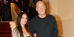 Η Ελπίδα Ιακωβίδου με τον Τζώνη Καλημέρη 