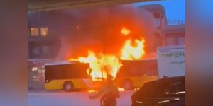 Ελβετία: Λεωφορείο τυλίχθηκε στις φλόγες -Πληροφορίες για έξι νεκρούς και πέντε τραυματίες, δείτε βίντεο