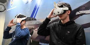 F16, F35, VR, προσομοιωτές 