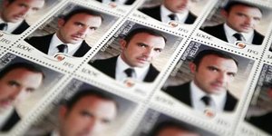 Ο Νίκος Αλιάγας σε γραμματόσημο