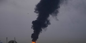 φωτιά, Άμπου Ντάμπι, πετρέλαιο