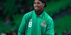 Ρισόν Χολμς, Εργκίν Αταμάν