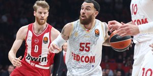 Μάικ Τζέιμς, Μονακό, Ολυμπιακός