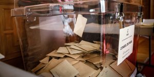 Κάλπη στις δημοτικές εκλογές στο Παρίσι