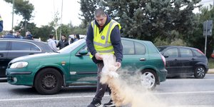 καραμπόλα, Βουλιαγμένης, κίνηση