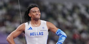  Ο Εμμανουήλ Καραλής