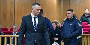 Ένοχος για σύσταση εγκληματικής οργάνωσης ο Ηλίας Κασιδιάρης