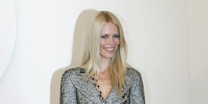 Η ΕΠΙΣΤΡΟΦΗ ΤΩΝ ΣΤΕΝΩΝ ΤΖΙΝ 