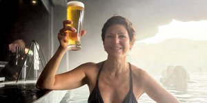 Η Ταμίλα Κουλίεβα με ολόσωμο μαγιό/Φωτογραφία Instagram: Tamilla Kulieva