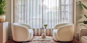 Οι κουρτίνες που θα κυριαρχήσουν το 2026, σύμφωνα με τον interior designer Ανδρέα Αρσένη