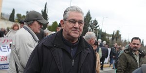 Δημήτρης Κουτσούμπας στην πορεία των συνταξιούχων 