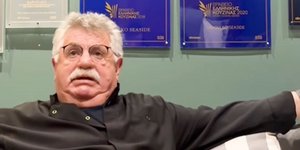 Ο Λευτέρης Λαζάρου αποκαλύπτει τα μυστικά του ξαρμυρίσματος του μπακαλιάρου