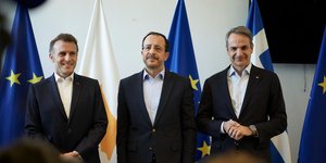 Εμανουέλ Μακρόν, Νίκος Χριστοδουλίδης και Κυριάκος Μητσοτάκης