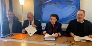 Η Λίνα Μενδώνη, ο Ιωάννης Χατζηγεωργίου, ο Γιώργος Στάμου και ο Εμμανουήλ Βαρβαρίγος