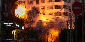 Στις φλόγες η Μέση Ανατολή