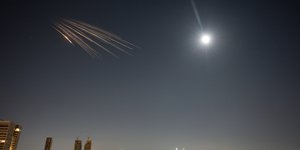 Πυραυλική επίθεση στη Μέση Ανατολή