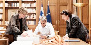 Κυριάκος Μητσοτάκης, Λίνα Μενδώνη