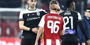 Χρήστος Μουζακίτης, Παρί Σεν Ζερμ΄ν