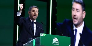 Ο Νίκος Ανδρουλάκης κατά την ομιλία του στο συνέδριο του ΠΑΣΟΚ