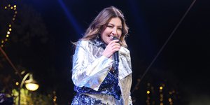 Ελενα Παπαρίζου 