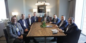 Στ. Παπασταύρου με Chevron