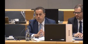 Σταύρος Παπασταύρου, ενέργεια, Ευρώπη, Ιράν 