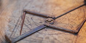 Παλιός αστρονομικός χάρτης – Φωτ: Shutterstock