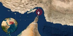 Το σημείο όπου χτυπήθηκε ένα από τα τρία πλοία στα Στενά του Ορμούζ