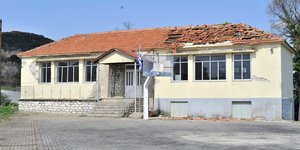 Ζημιές σε σχολείο από τον σεισμό στα Ιωάννινα