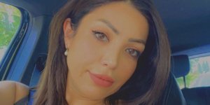 Η  αντιπρόεδρος του Συλλόγου Ιρανών Ελλάδος, Φαράχ Ταχερί