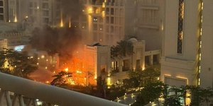 Ξενοδοχείο στις φλόγες