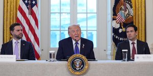 Ο πρόεδρος των ΗΠΑ, Ντόναλντ Τραμπ, ο αντιπρόεδρος Τζέι Ντι Βανς και ο ΥΠΕΞ Μάρκο Ρούμπιο 