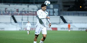 Ο Τριαντάφυλλος Τσάπρας με τη φανέλα του Λεβαδειακού