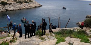 Επιχείρηση διάσωσης δύτη στα Λιμανάκια Βουλιαγμένης 