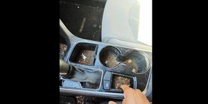 Βρώμικο αυτοκίνητο