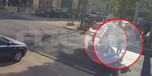 Η στιγμή που η μηχανή χτύπησε στην 16χρονη στη Λιοσίων