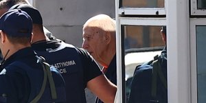 89χρονος άνοιξε πυρ σε ΕΦΚΑ - Πρωτοδικείο