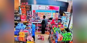 Απίστευτος ο 89χρονος είχε προνοήσει για τα πάντα: Είχε κλήσει ραδιοταξί για σήμερα από μίνι μάρκετ, νέο βίντεο