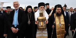 Στην Αθήνα το Άγιο Φως