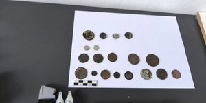 Τα αρχαία νομίσματα που κατάσχεσαν οι Αρχές στα Κύθηρα