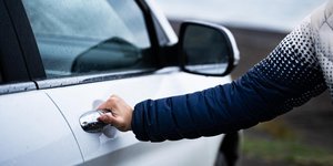 ασημί χρώμα