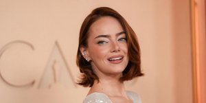 Ούτε ξανθό, ούτε κόκκινο: Το «Baby Copper» είναι η απόχρωση που βλέπουμε παντού αυτή την άνοιξη