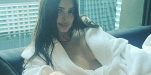 Η Έμιλιο Ραταϊκόφσκι κάνει διακοπές στο Τόκυο με τον σύντροφό της, Ρομέν Γαβράς